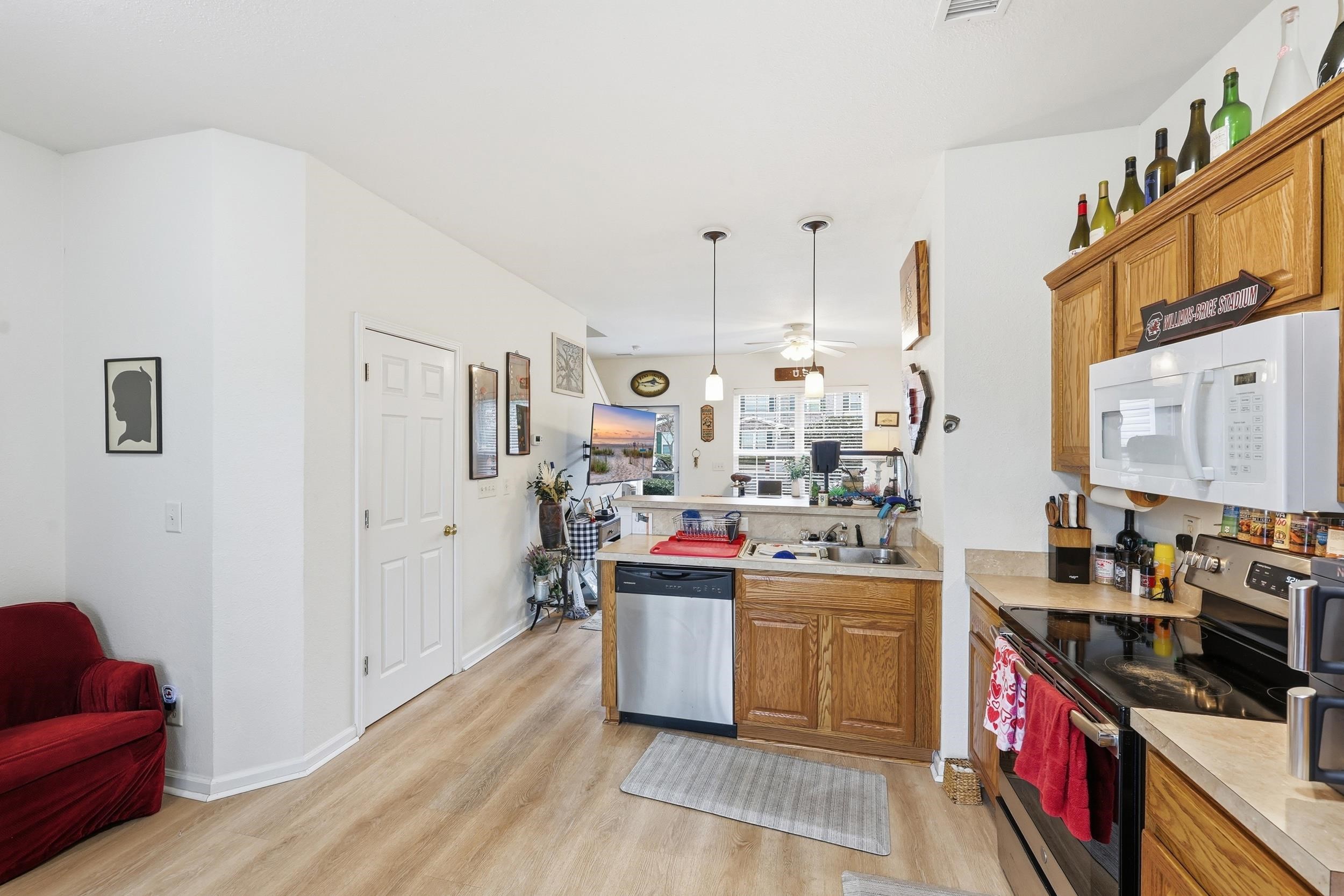 152 Chenoa Drive, Unit B Murrells Inlet, SC 29576 - Photo 7 of 32