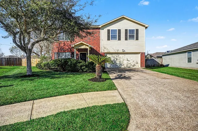 $229,900 | 9116 Dolphin Circle, Texas City, TX 77591