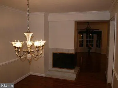 a view of a livingroom with furniture