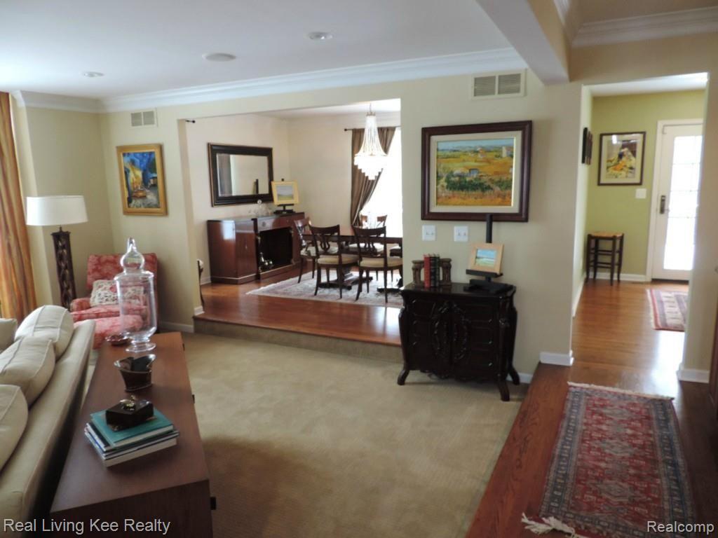 4715 Forest Ridge Court Rochester, MI 48306 - Photo 6 of 43 view of 1st floor.jpg