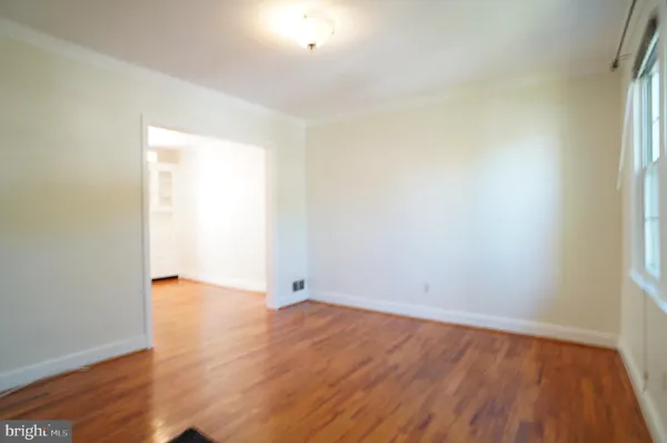 $2,975 | 2161 North Brandywine Street, Arlington, VA 22207