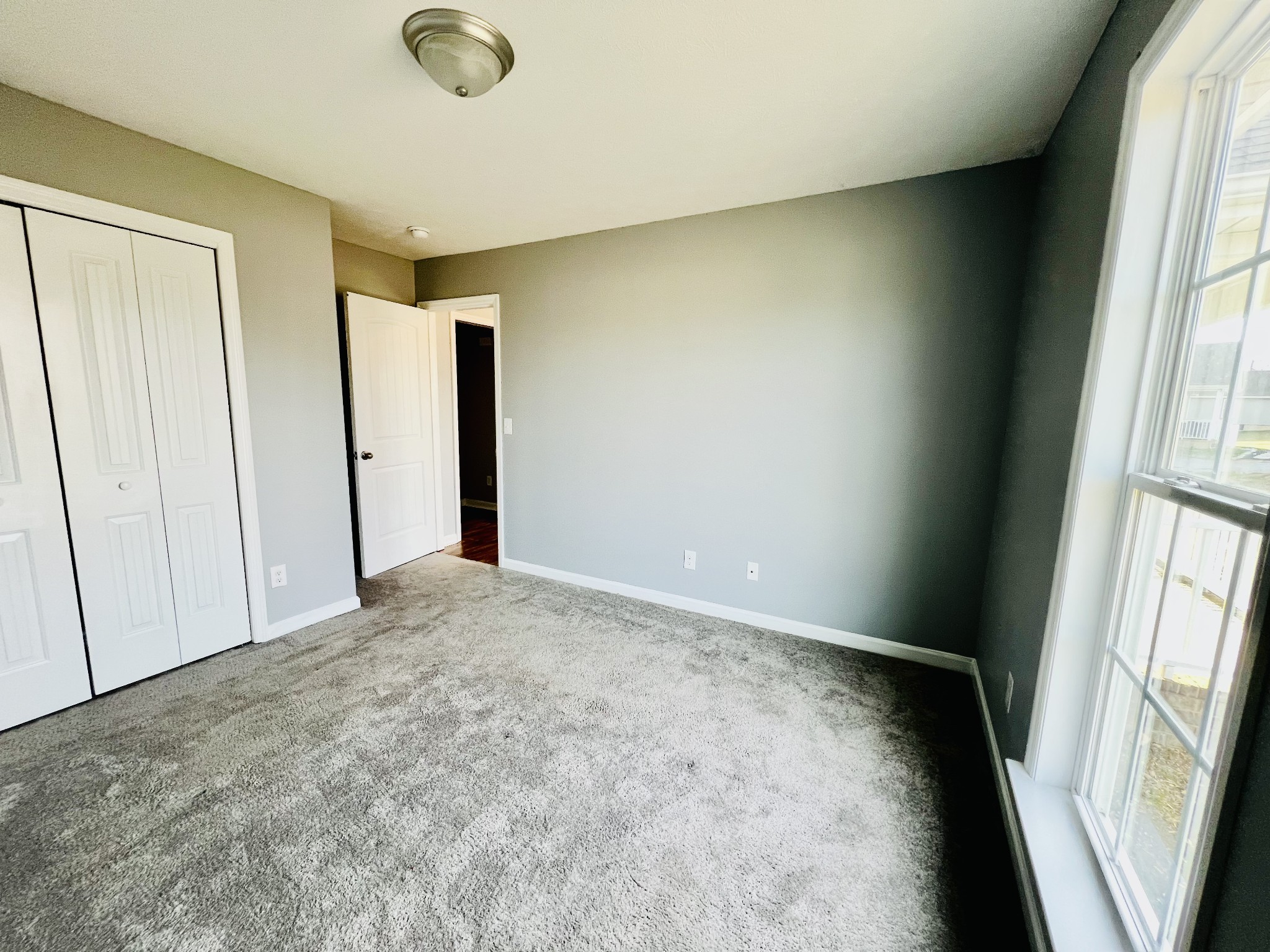299 B Union Hollow Road Fayetteville, TN 37334 - Photo 19 of 27 an empty room with windows