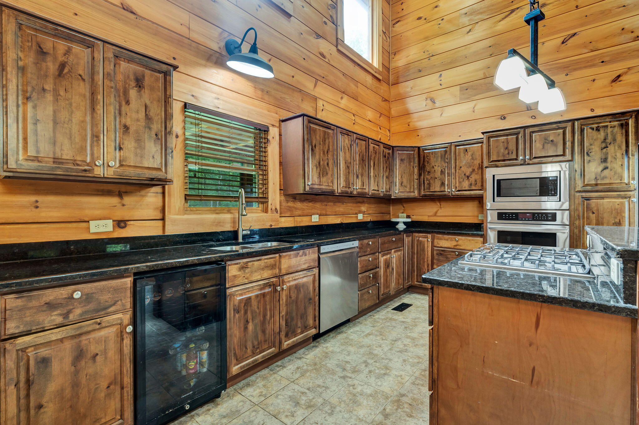 2838 Keith Road Ringgold, GA 30736 - Photo 14 of 52 24-web-or-mls-DSC04177