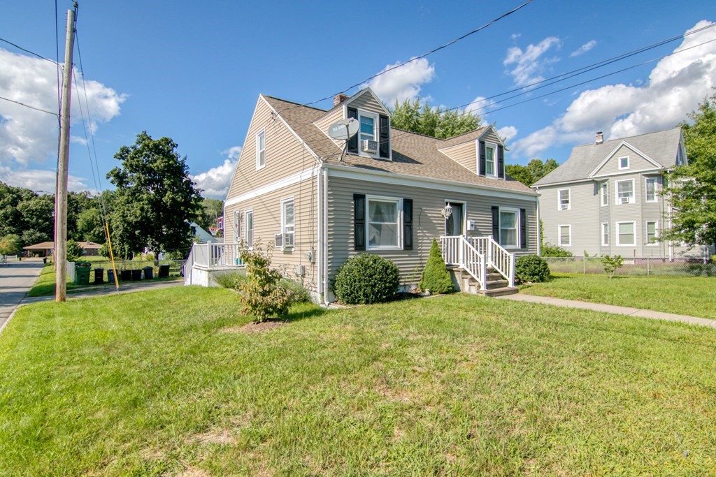 348 New Ludlow Road Chicopee, MA 01020 - Photo 2 of 25 Gallery Image 2