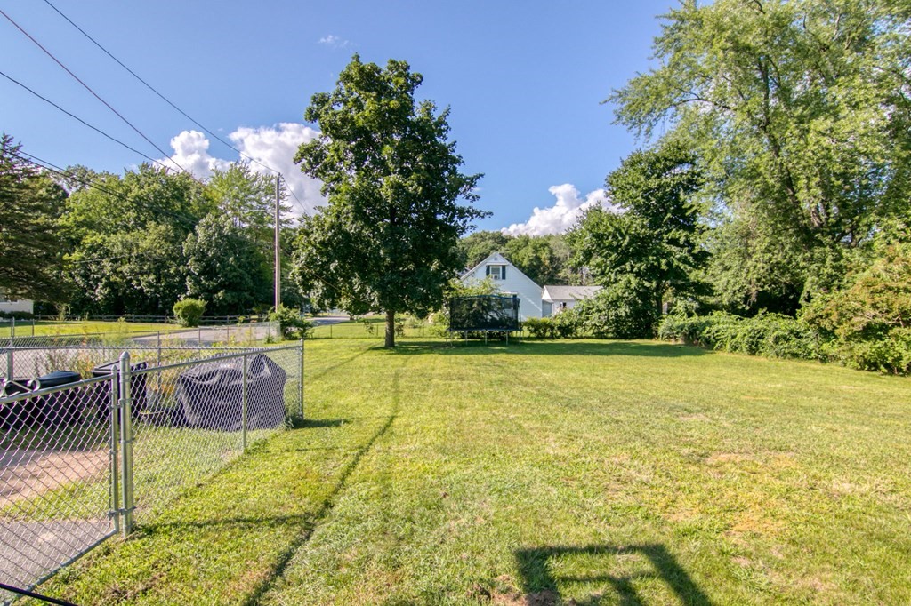 348 New Ludlow Road Chicopee, MA 01020 - Photo 21 of 25 Gallery Image 21