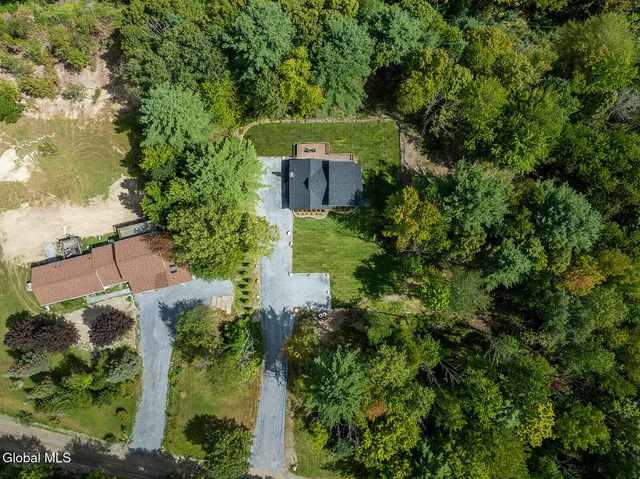 $479,000 | 131 Powder Horn Way, Argyle, NY 12809