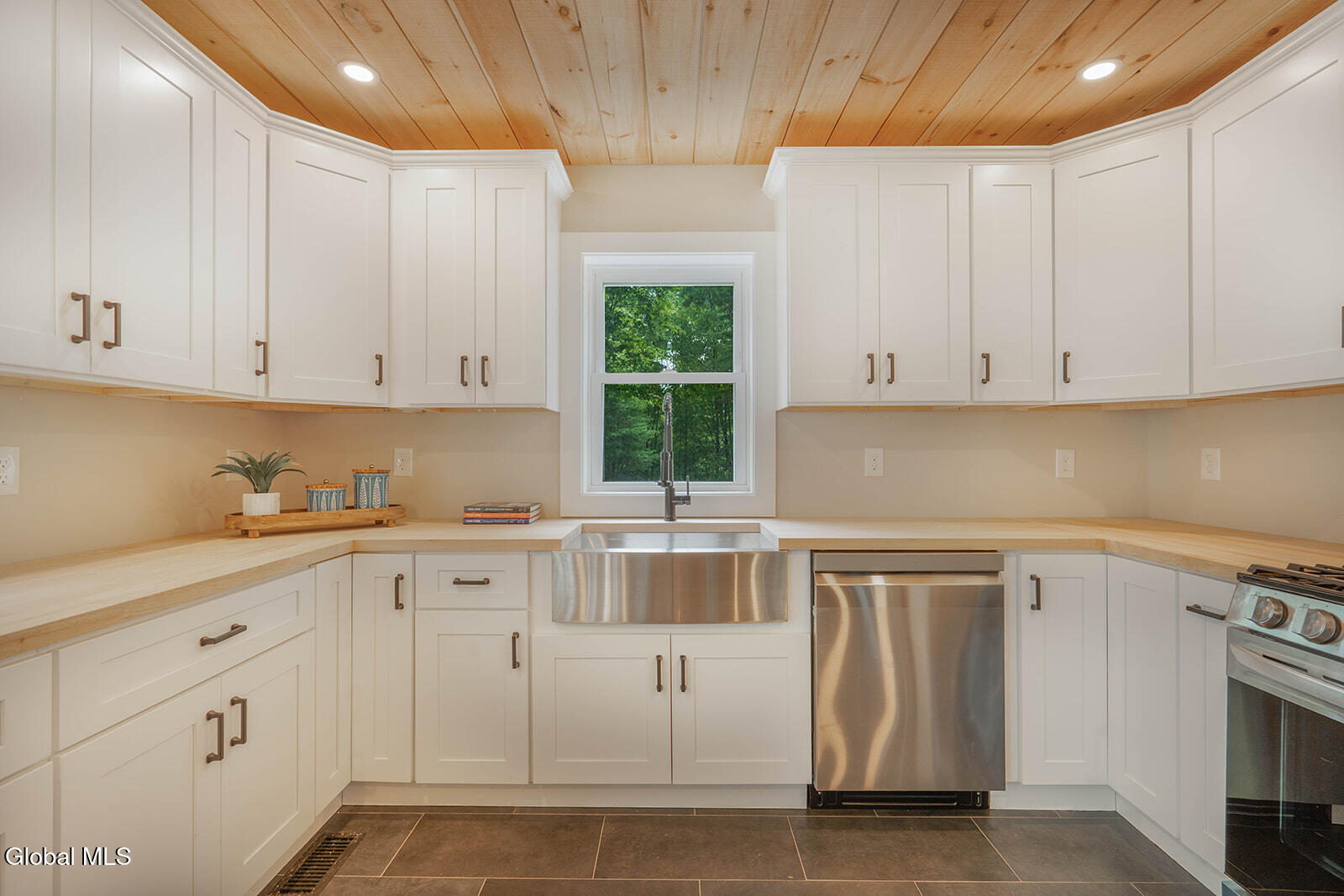 131 Powder Horn Way Argyle, NY 12809 - Photo 6 of 51 _DSC5529-Edit