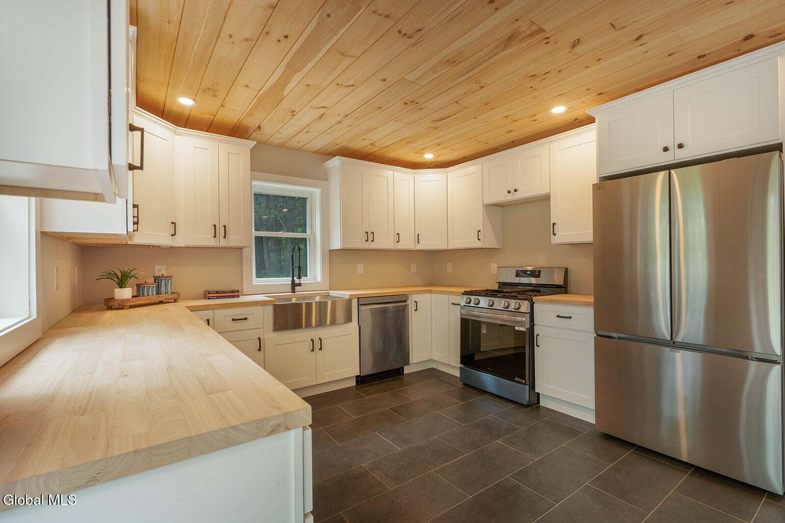 131 Powder Horn Way Argyle, NY 12809 - Photo 8 of 51 _DSC5499-Edit