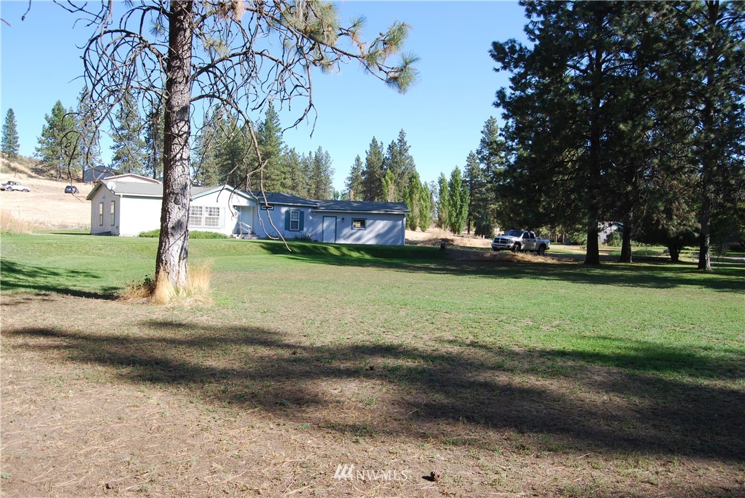 49 Pinecrest Road Tonasket, WA 98855 - Photo 2 of 20 Gallery Image 2