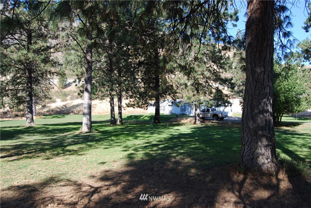 49 Pinecrest Road Tonasket, WA 98855 - Photo 3 of 20 Gallery Image 3