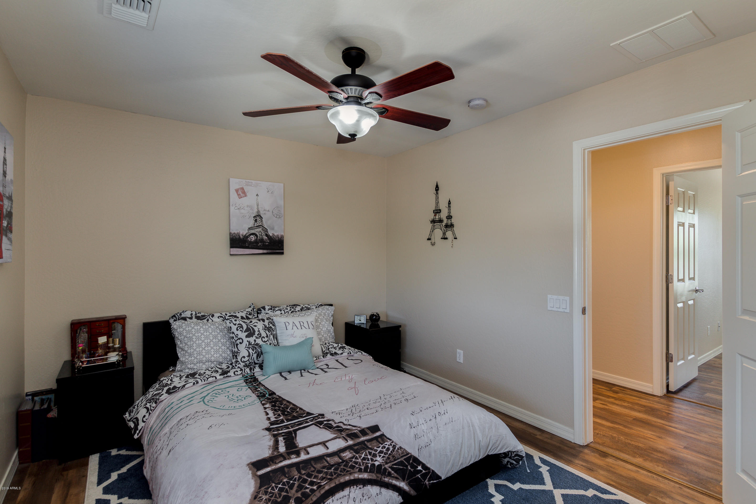 2240 West Davis Road Phoenix, AZ 85023 - Photo 20 of 43 28-Davis