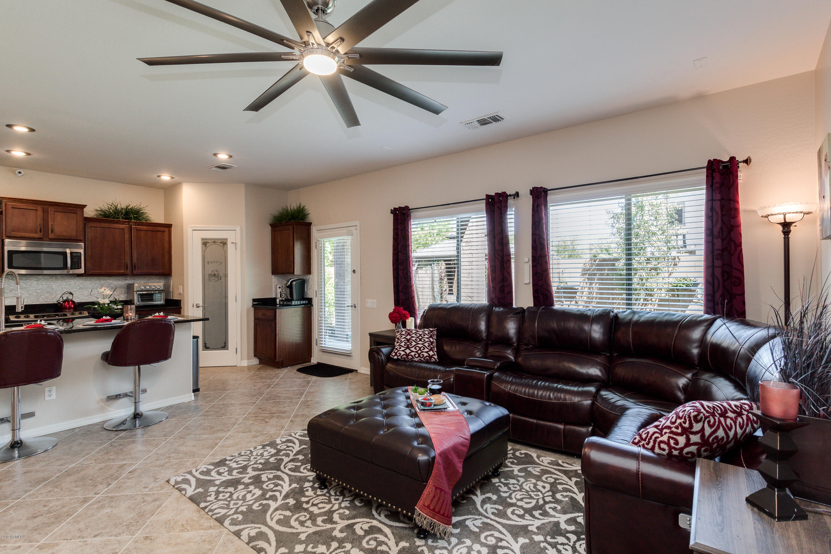 2240 West Davis Road Phoenix, AZ 85023 - Photo 7 of 43 09-Davis