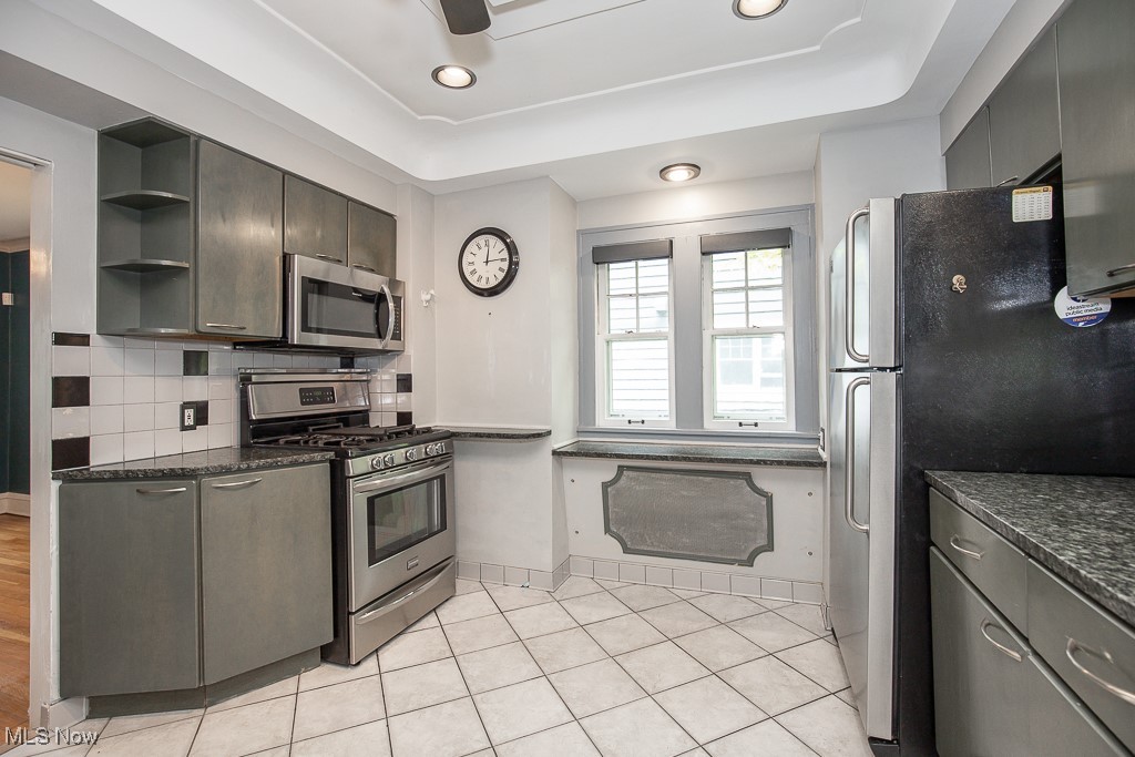 2611 Exeter Road Cleveland, OH 44118 - Photo 12 of 46 Gallery Image 12