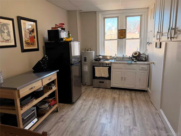 $1,950 | 320 New York Avenue, Unit 2, Huntington, NY 11743