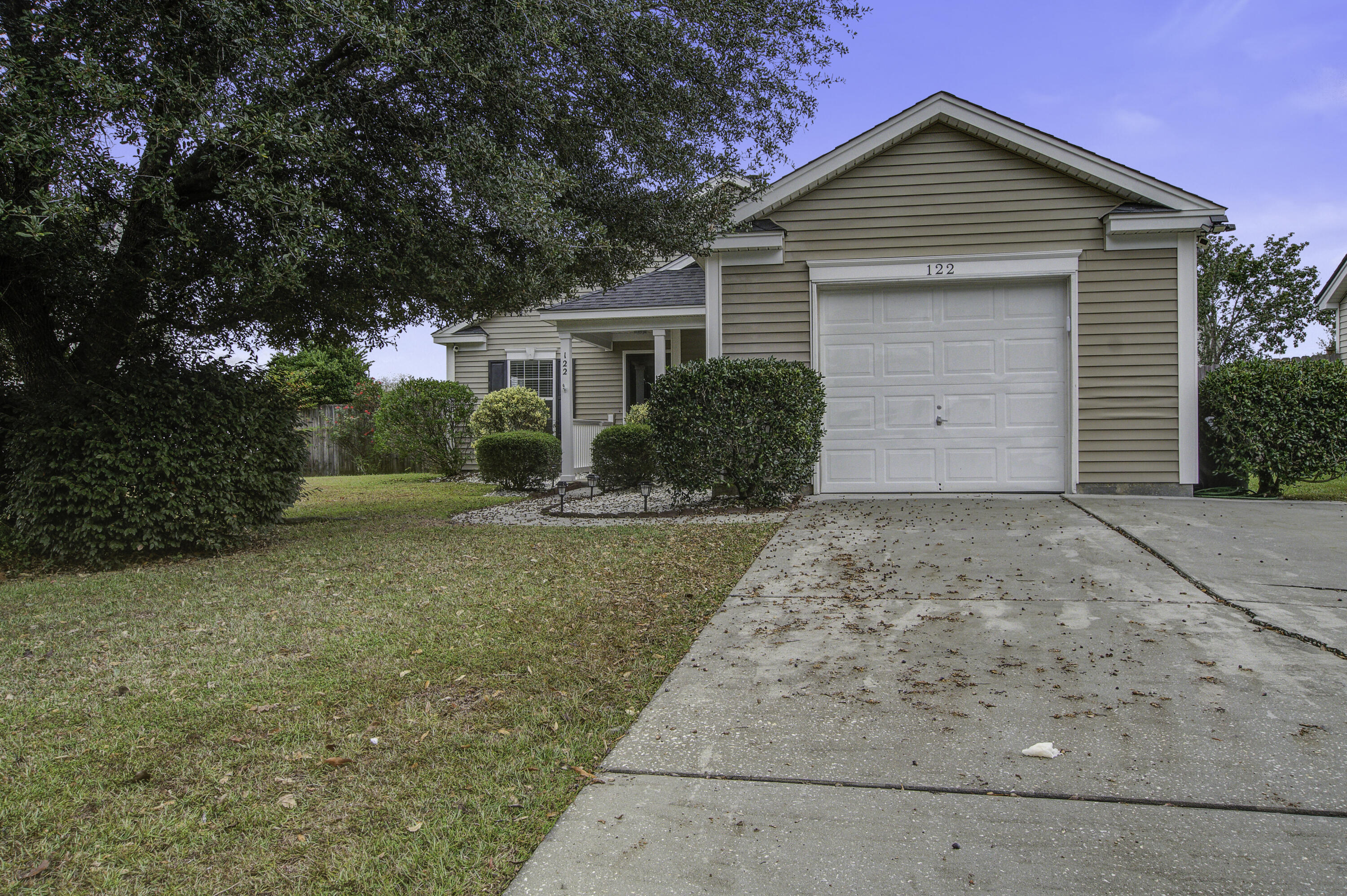 122 Walnut (1)