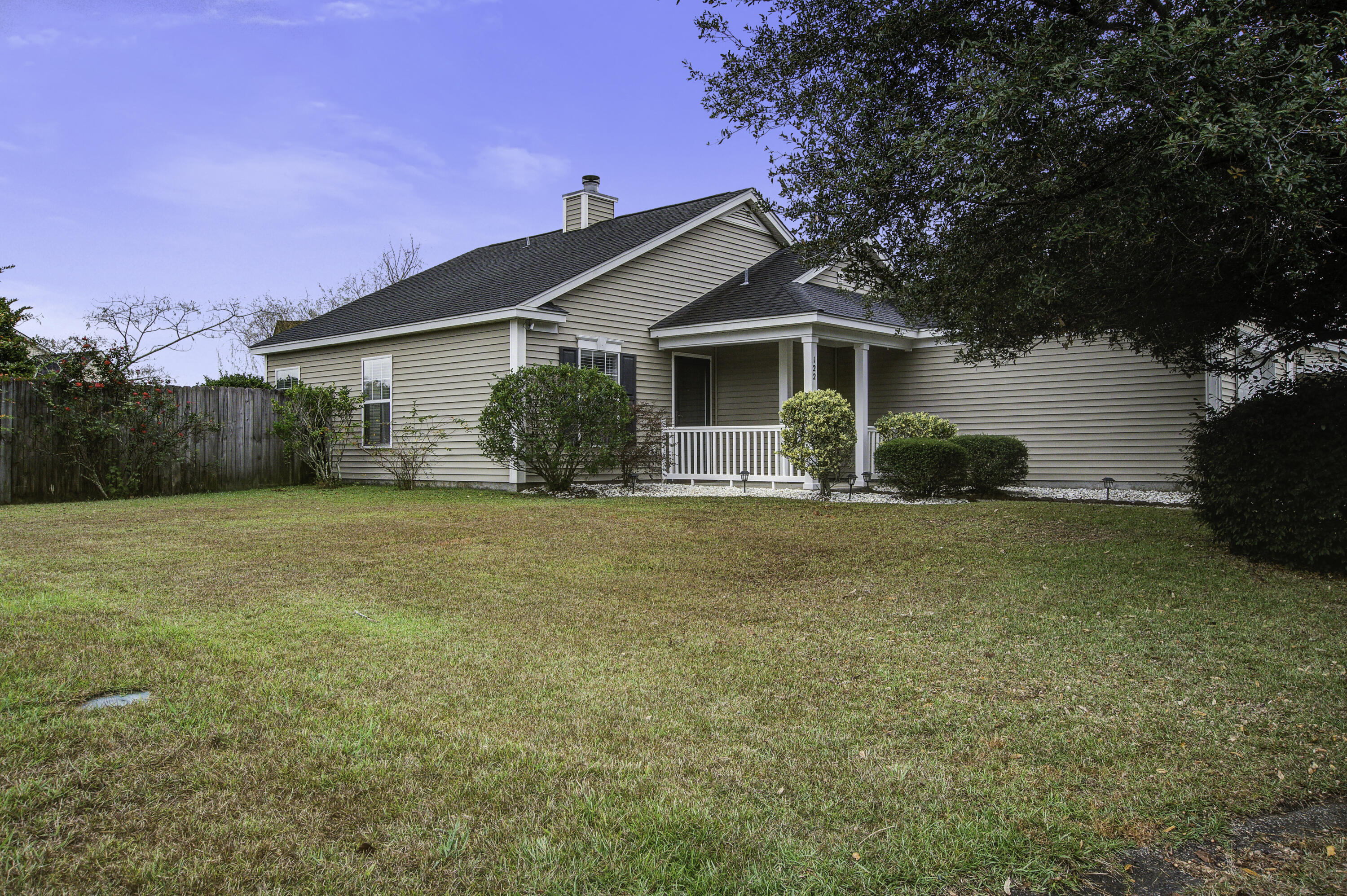 122 Walnut Creek Road Summerville, SC 29483 - Photo 3 of 20 122 Walnut (3)