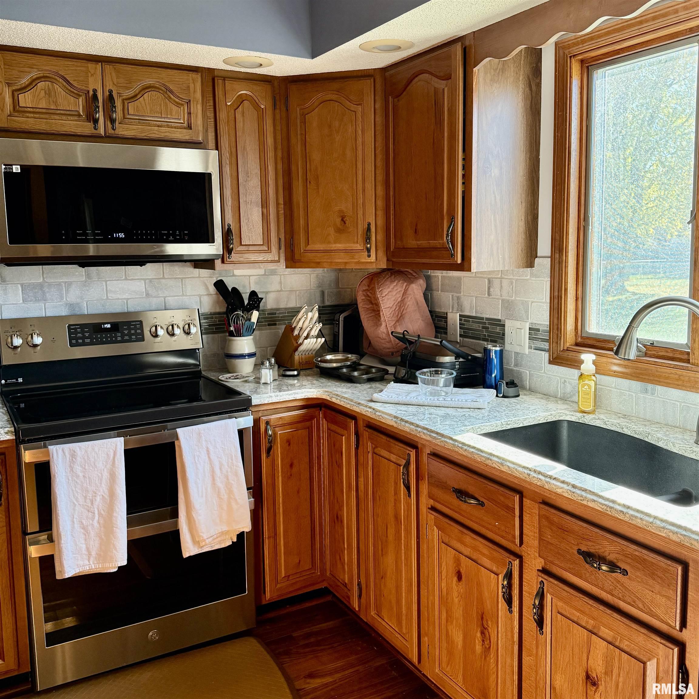 4312 Pickfair Road Springfield, IL 62703 - Photo 11 of 31