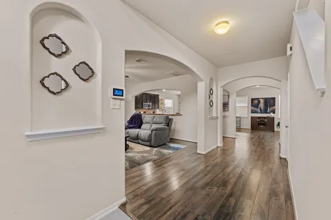 $325,000 | 6502 Wilshire Lakes, Houston, TX 77040