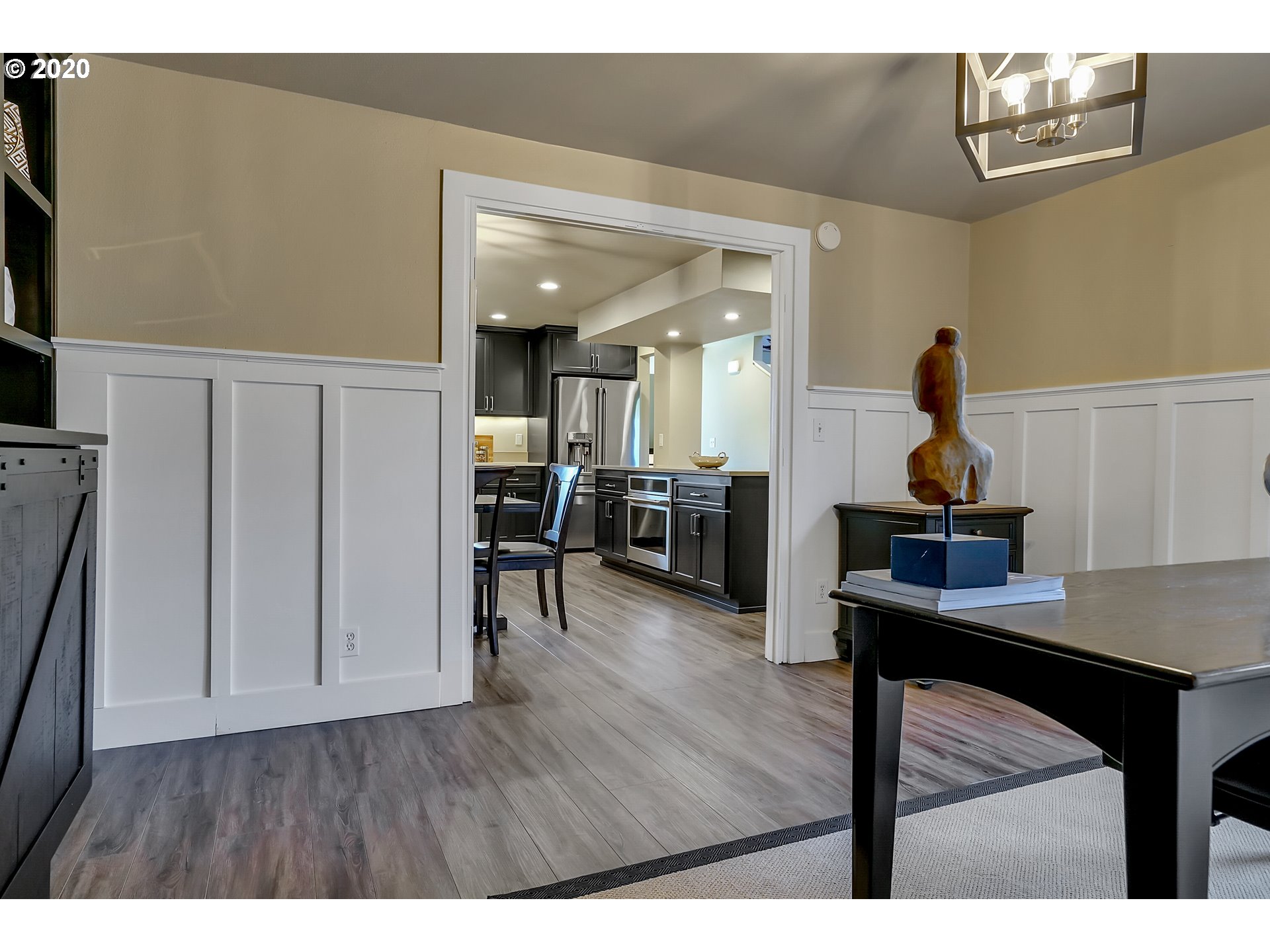 329 Country Club Road Eugene, OR 97401 - Photo 12 of 32 Gallery Image 12
