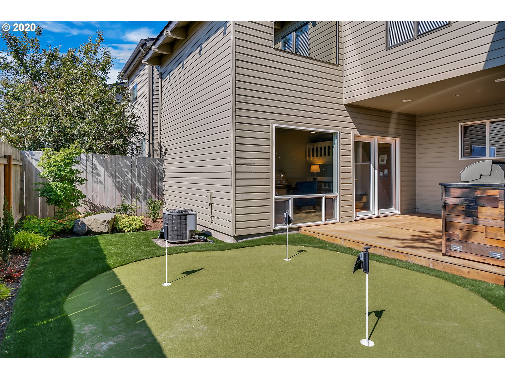 329 Country Club Road Eugene, OR 97401 - Photo 25 of 32 Gallery Image 25