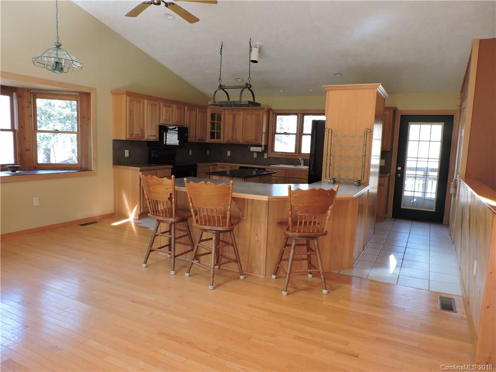 88 Grace Ruth Road, Unit 88 Spruce Pine, NC 28777 - Photo 7 of 32 Gallery Image 7