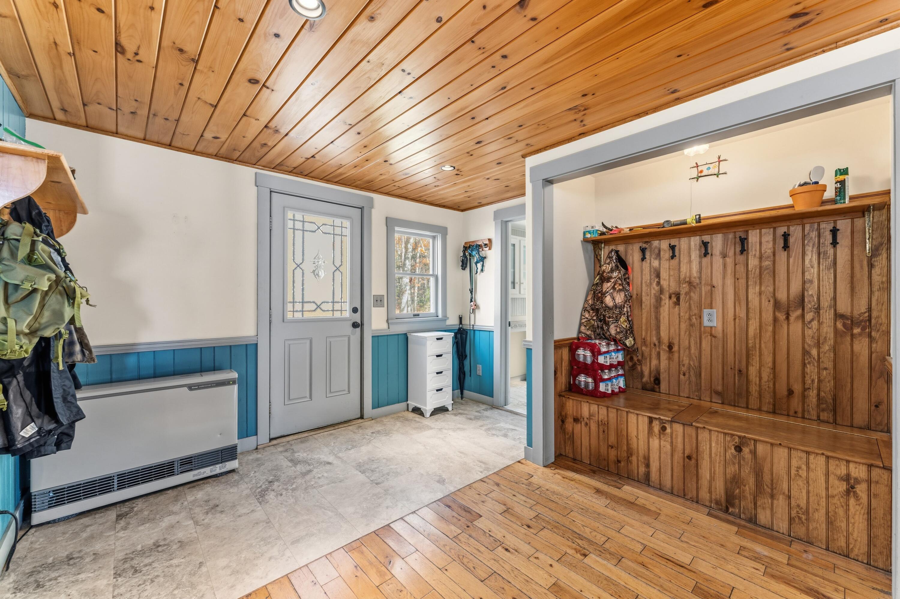 3454 Friendship Road Waldoboro, ME 04572 - Photo 11 of 53 DSC07835