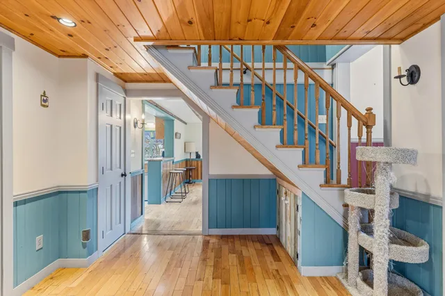 $349,999 | 3454 Friendship Road, Waldoboro, ME 04572