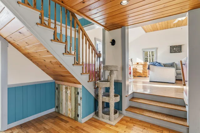 $349,999 | 3454 Friendship Road, Waldoboro, ME 04572