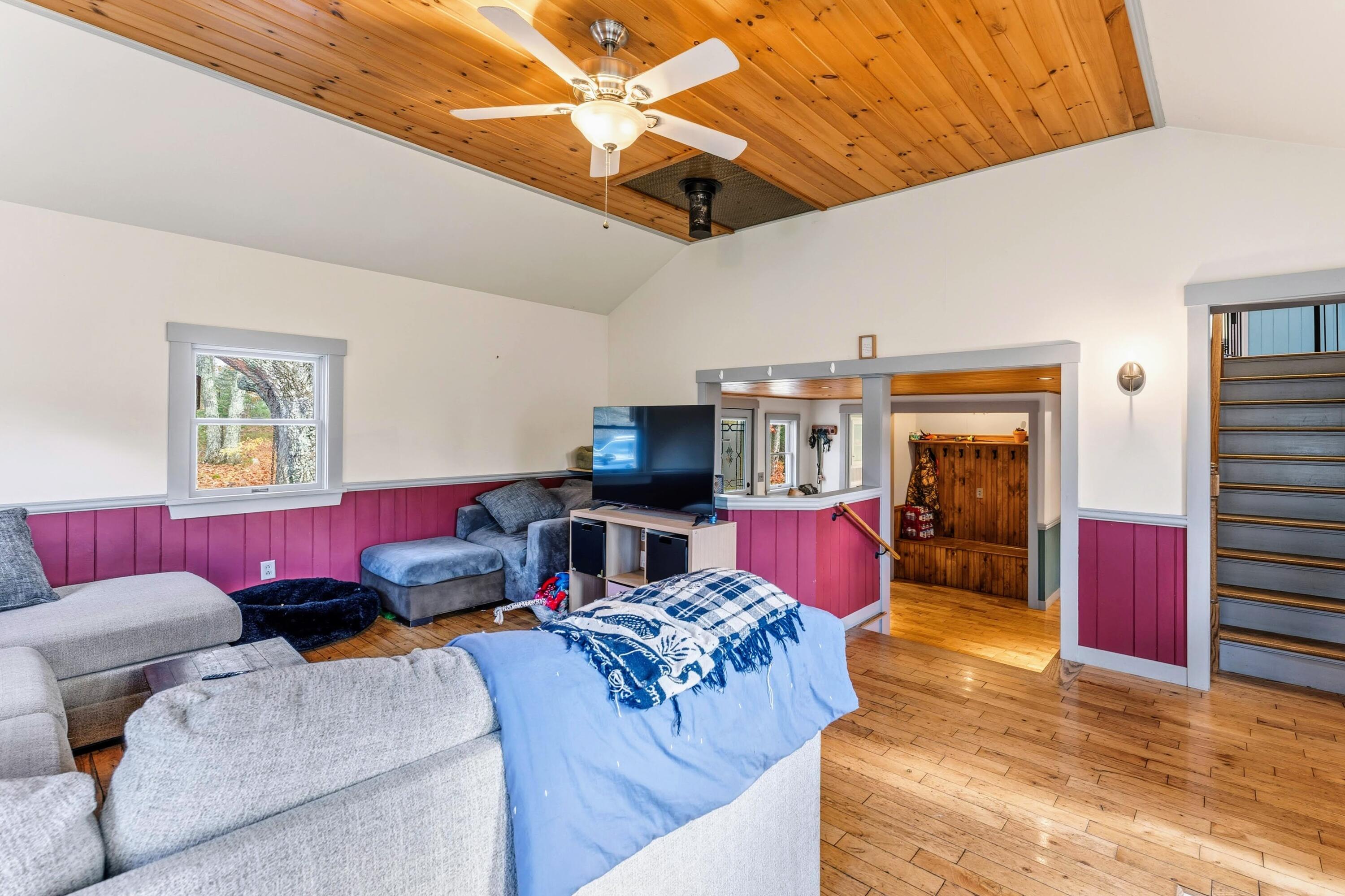 3454 Friendship Road Waldoboro, ME 04572 - Photo 22 of 53 DSC07871