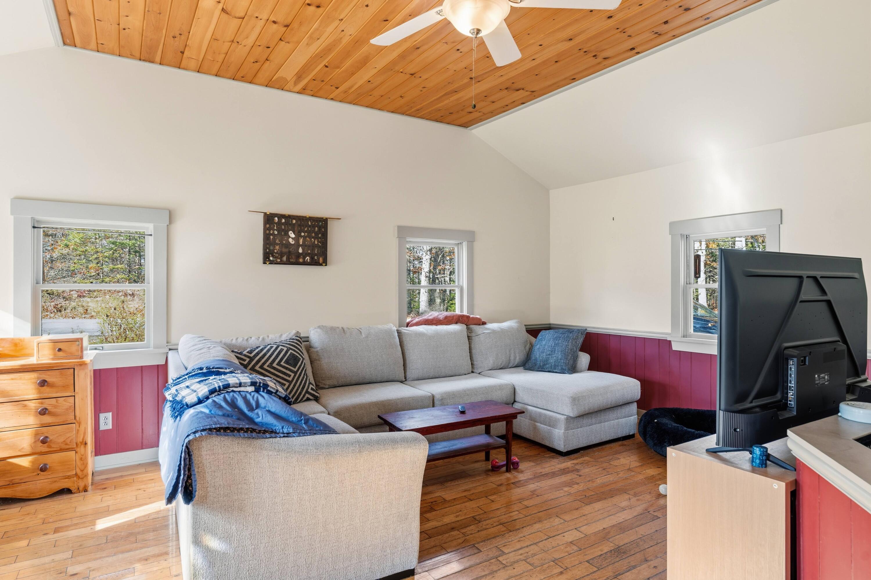 3454 Friendship Road Waldoboro, ME 04572 - Photo 23 of 53 DSC07829