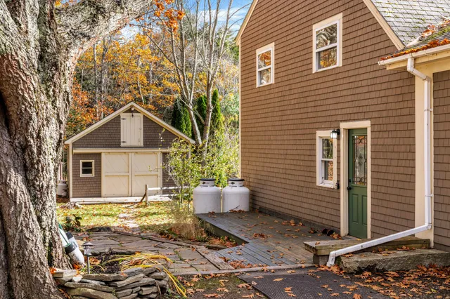 $349,999 | 3454 Friendship Road, Waldoboro, ME 04572