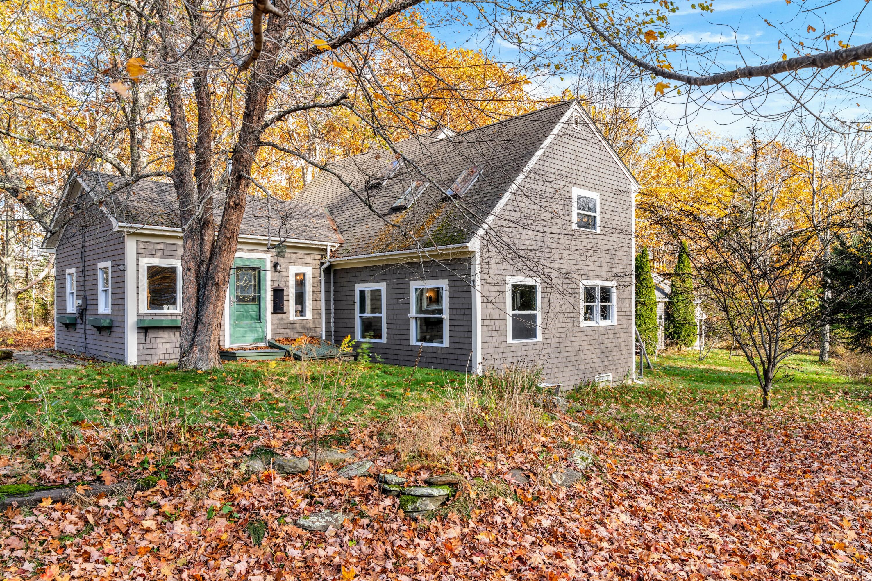 3454 Friendship Road Waldoboro, ME 04572 - Photo 5 of 53 DSC07979