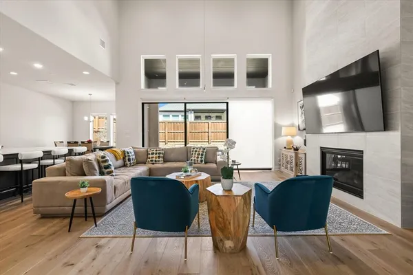 $4,995 | 3132 Sherlock Lane, Lewisville, TX 75077