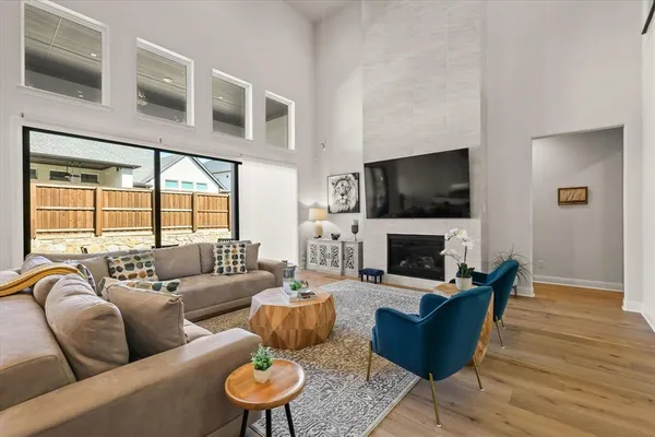 $4,995 | 3132 Sherlock Lane, Lewisville, TX 75077