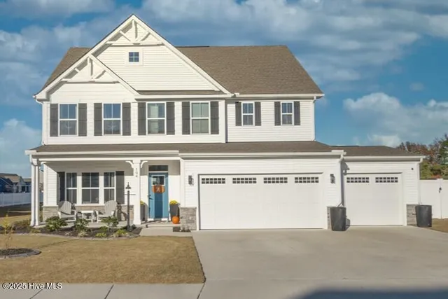 $650,000 | 104 Steppeside Lane, Moyock, NC 27958