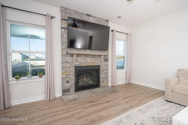 $650,000 | 104 Steppeside Lane, Moyock, NC 27958