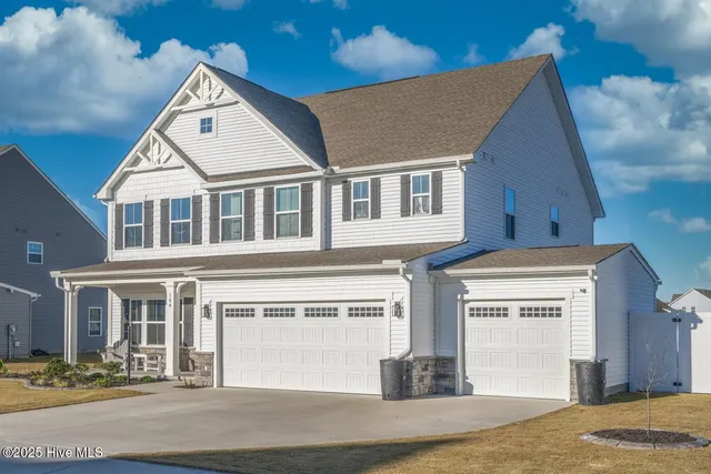 $650,000 | 104 Steppeside Lane, Moyock, NC 27958