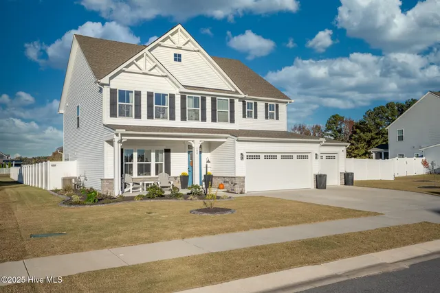 $650,000 | 104 Steppeside Lane, Moyock, NC 27958