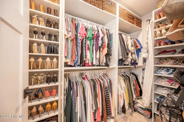 $650,000 | 104 Steppeside Lane, Moyock, NC 27958