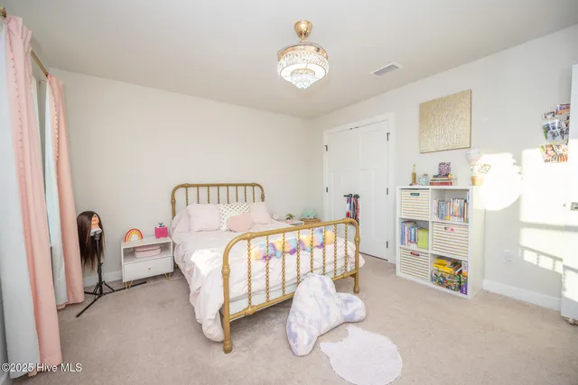 $650,000 | 104 Steppeside Lane, Moyock, NC 27958