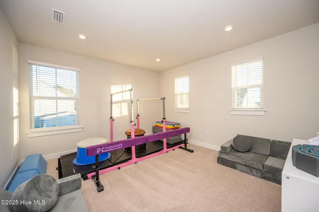 $650,000 | 104 Steppeside Lane, Moyock, NC 27958