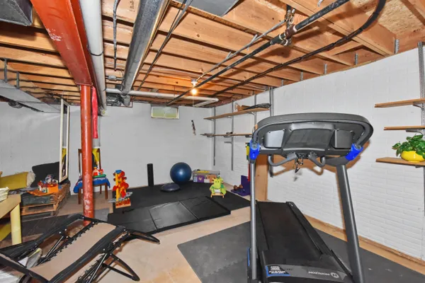 $395,000 | 2870 Teal Ridge Court, Unit B, Brookfield, WI 53045