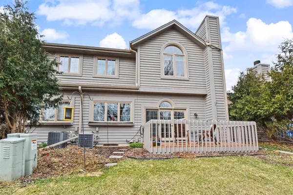 $395,000 | 2870 Teal Ridge Court, Unit B, Brookfield, WI 53045