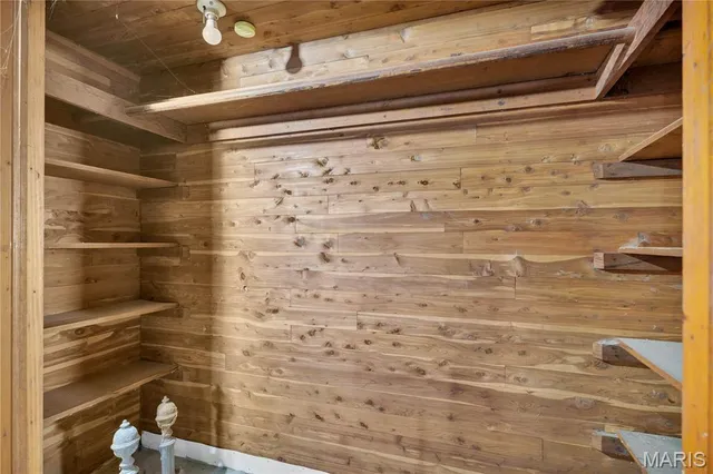 $199,000 | 4163 Walsh Street, St. Louis, MO 63116