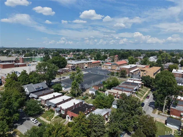 $199,000 | 4163 Walsh Street, St. Louis, MO 63116