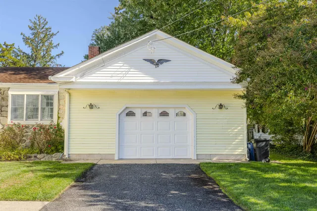 $485,000 | 35 Maple Avenue, Villas, NJ 08251