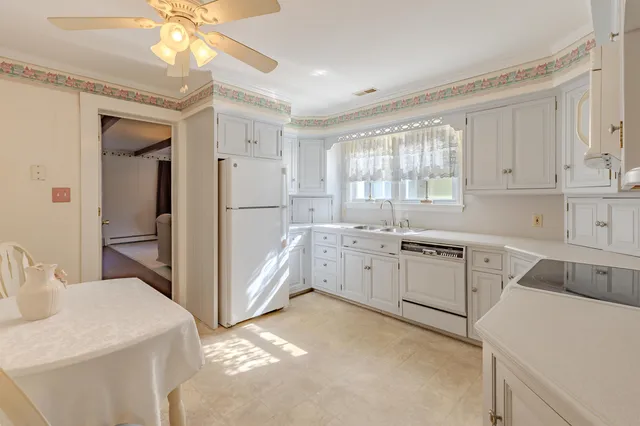 $485,000 | 35 Maple Avenue, Villas, NJ 08251