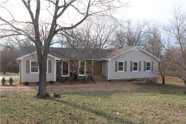 3024 New Hall Road Greenbrier, TN 37073 - Photo 1 of 18 Welcome Home