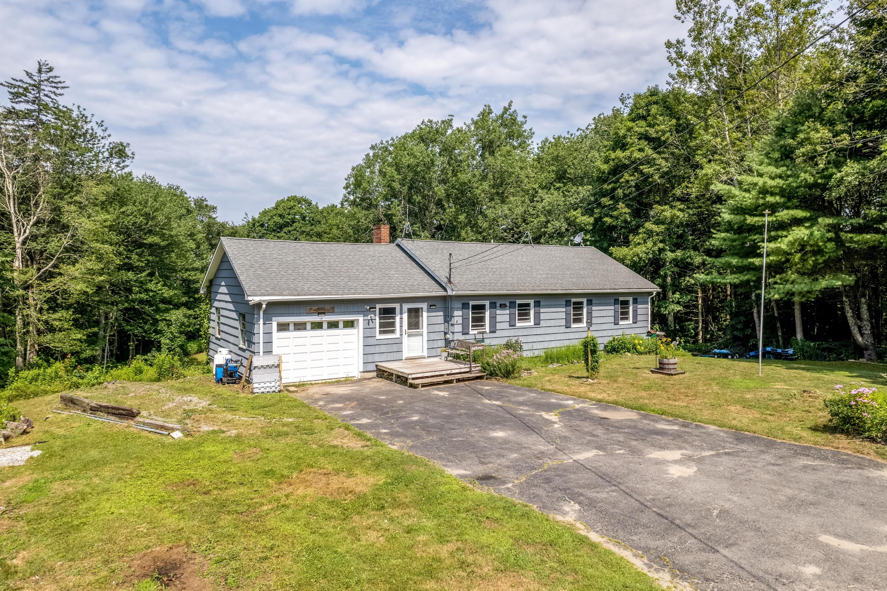18 North Harbor Cemetery Road Friendship, ME 04547 - Photo 2 of 55 driveway