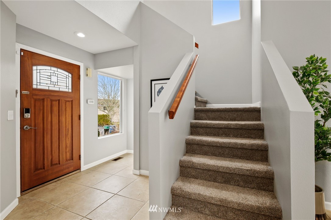 2025 Southeast 8th Drive Renton, WA 98057 - Photo 12 of 27 Gallery Image 12